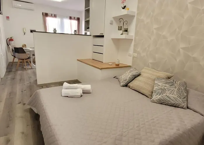 La Chicca Апартаменты Амелия